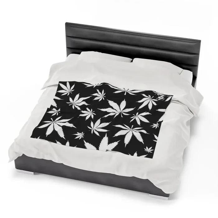 Cannabis Love Black | Mix & Match Fun-Flirty Lovers’ Blankets