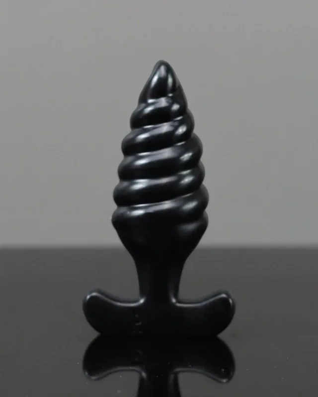 Twyster – Medium, Medium